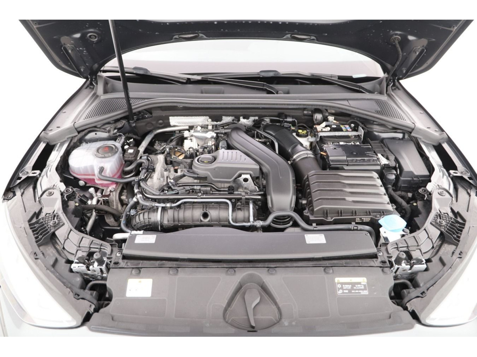 Audi - A3 Limousine_17
