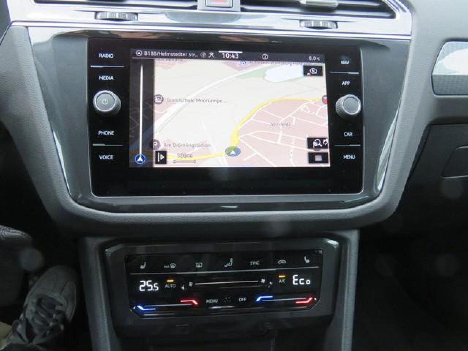 Volkswagen - Tiguan_15