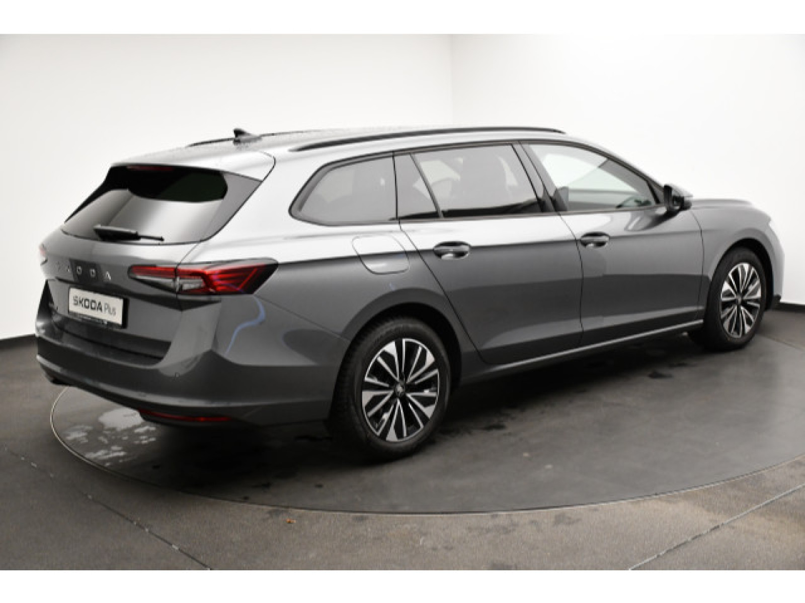 diagonalansicht-hinten-aussen