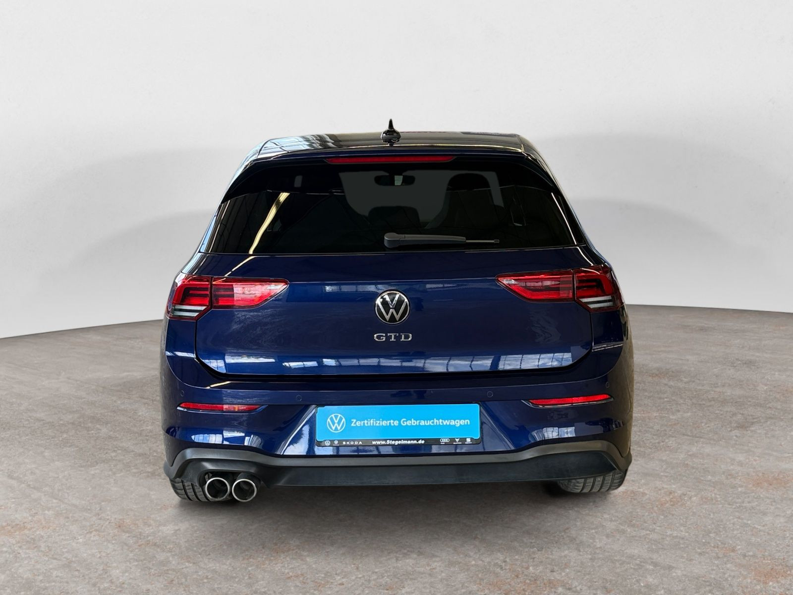 Volkswagen - Golf_5