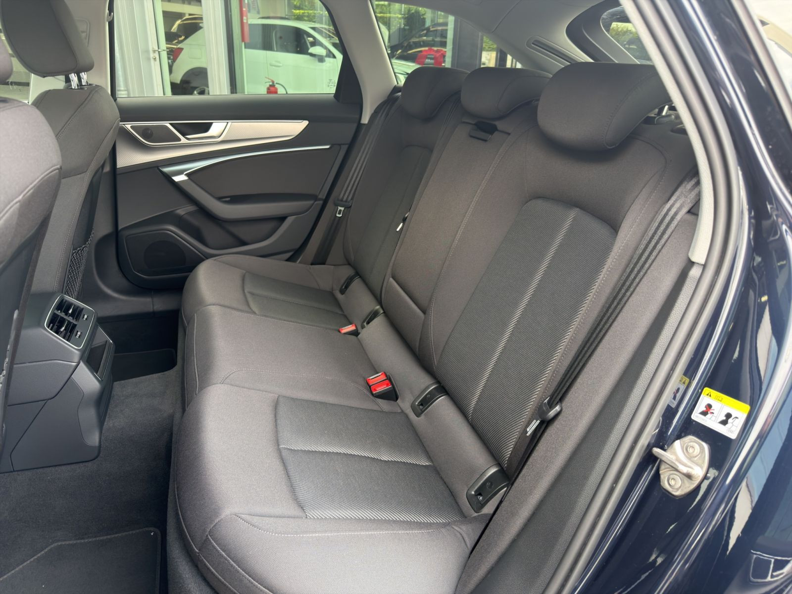 Audi - A6 Avant_16