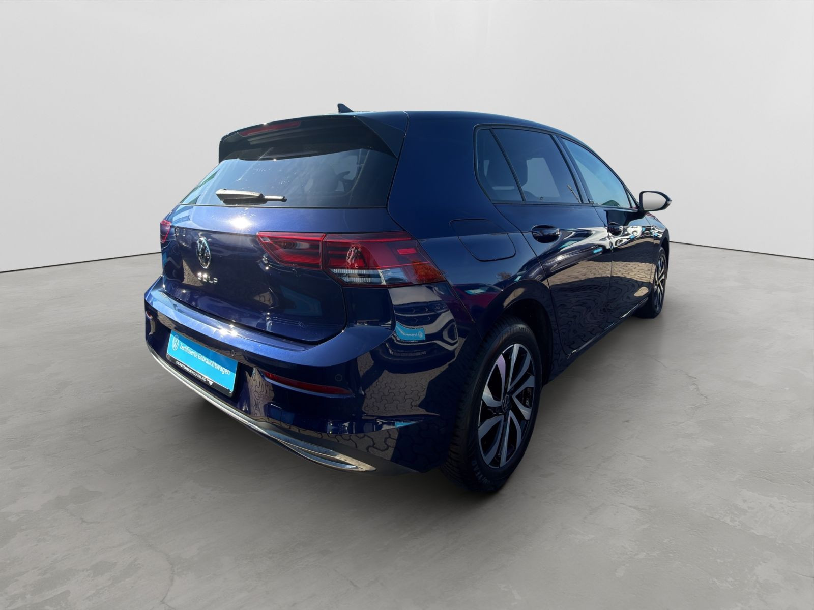 Volkswagen - Golf_5