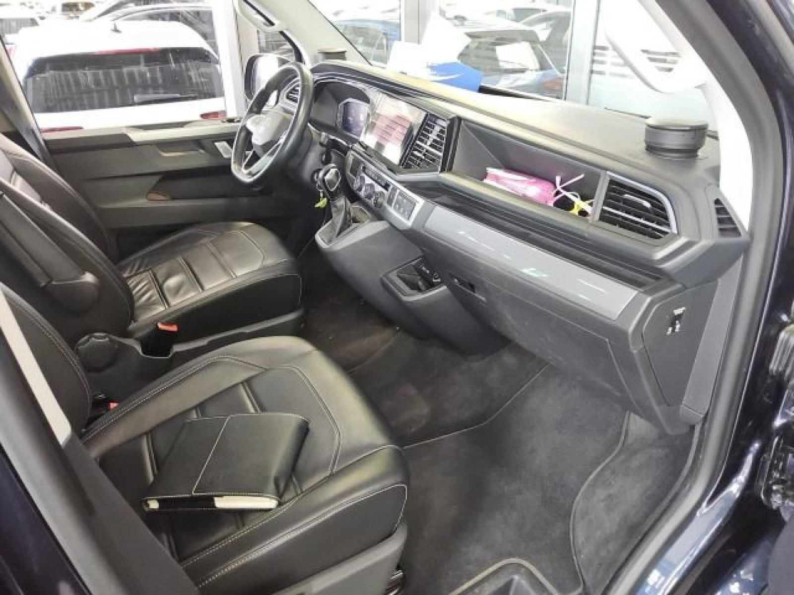 Volkswagen - T6.1 Multivan_3