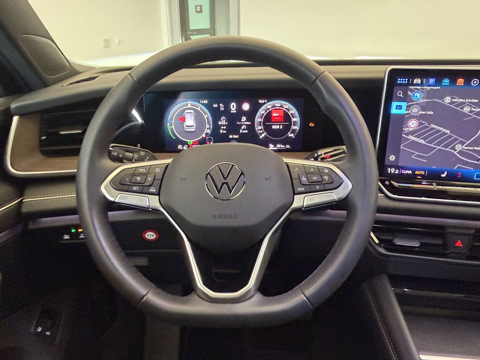 Volkswagen - Tayron_10