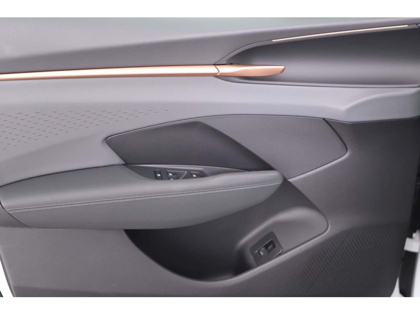 Cupra - Terramar_13