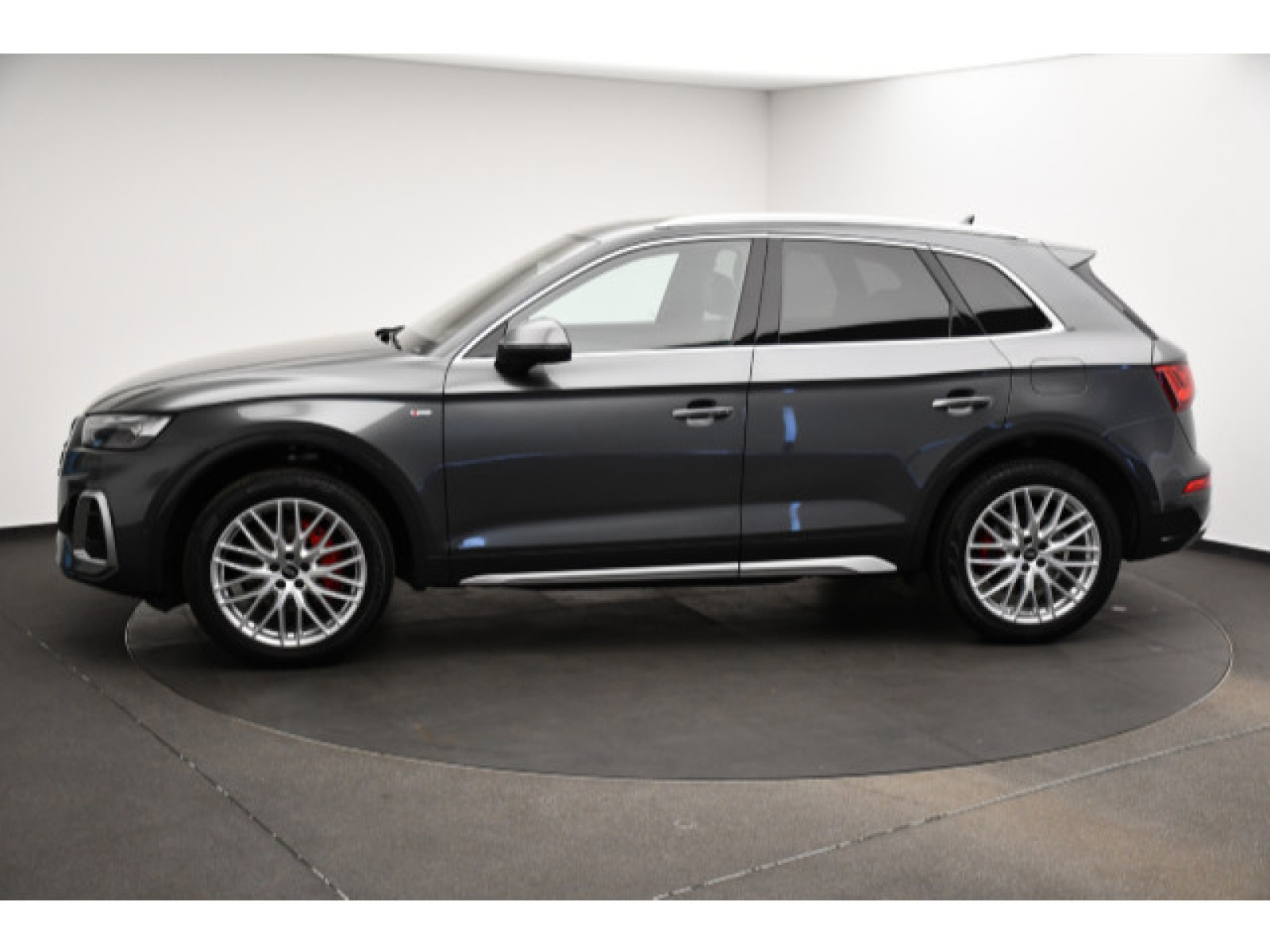 Audi - Q5_19
