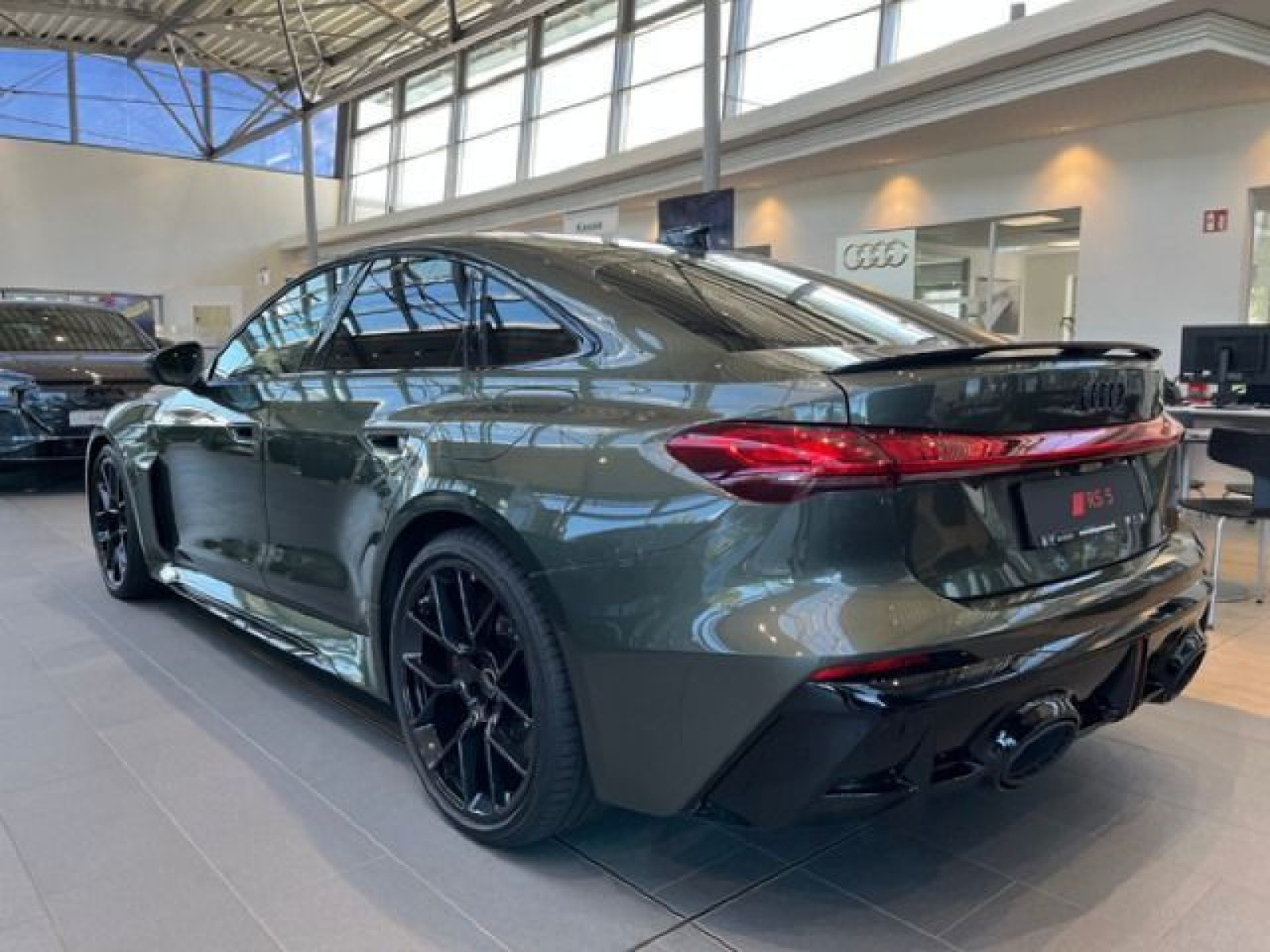 Audi - RS 5 Limousine_4