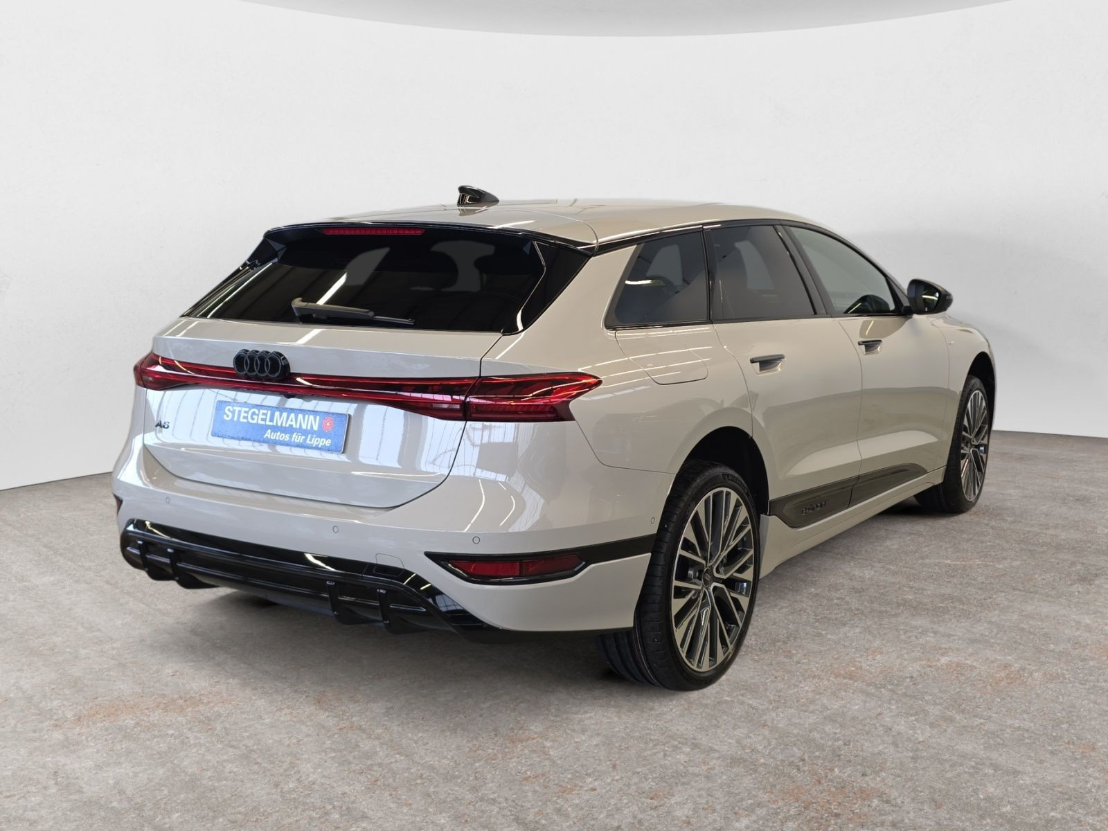 Audi - A6 Avant e-tron_6