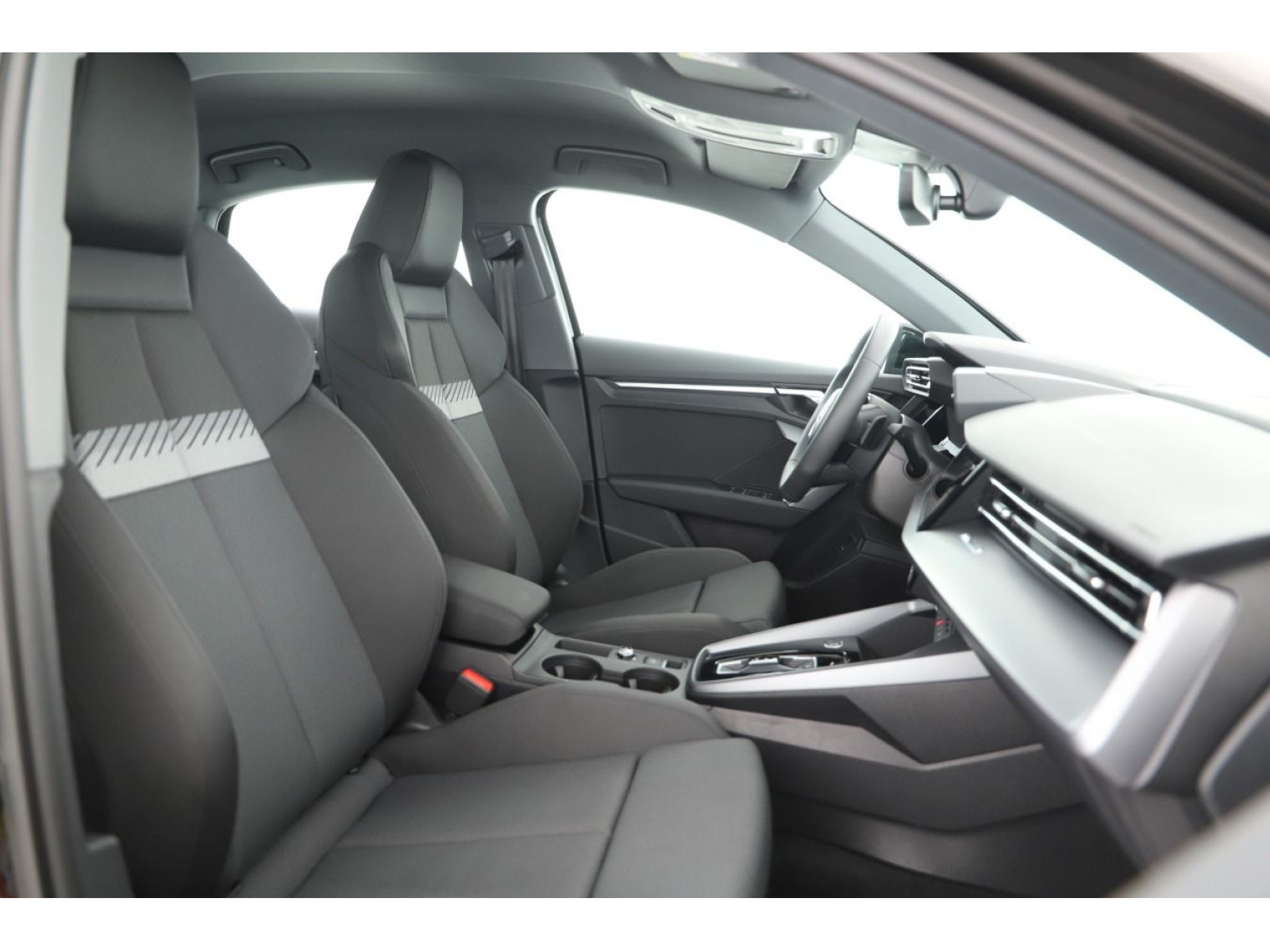 Audi - A3 Limousine_8