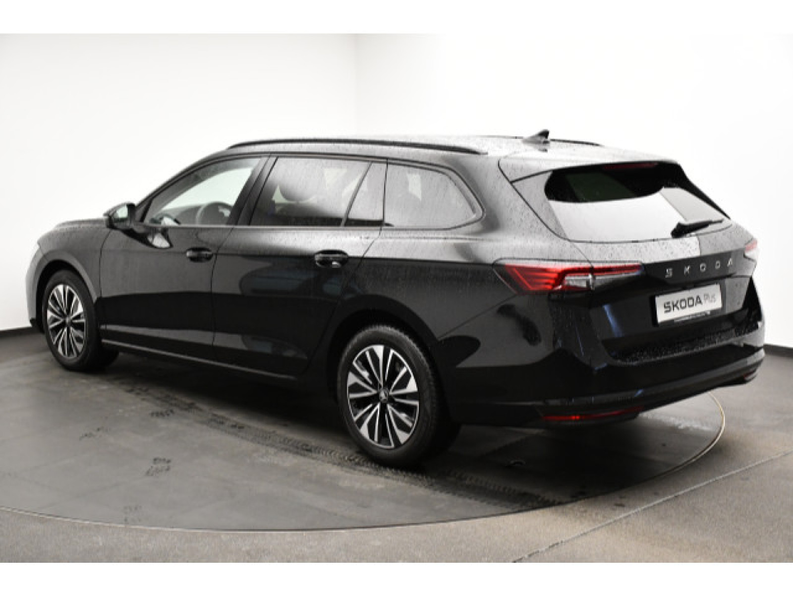 diagonalansicht-hinten-aussen