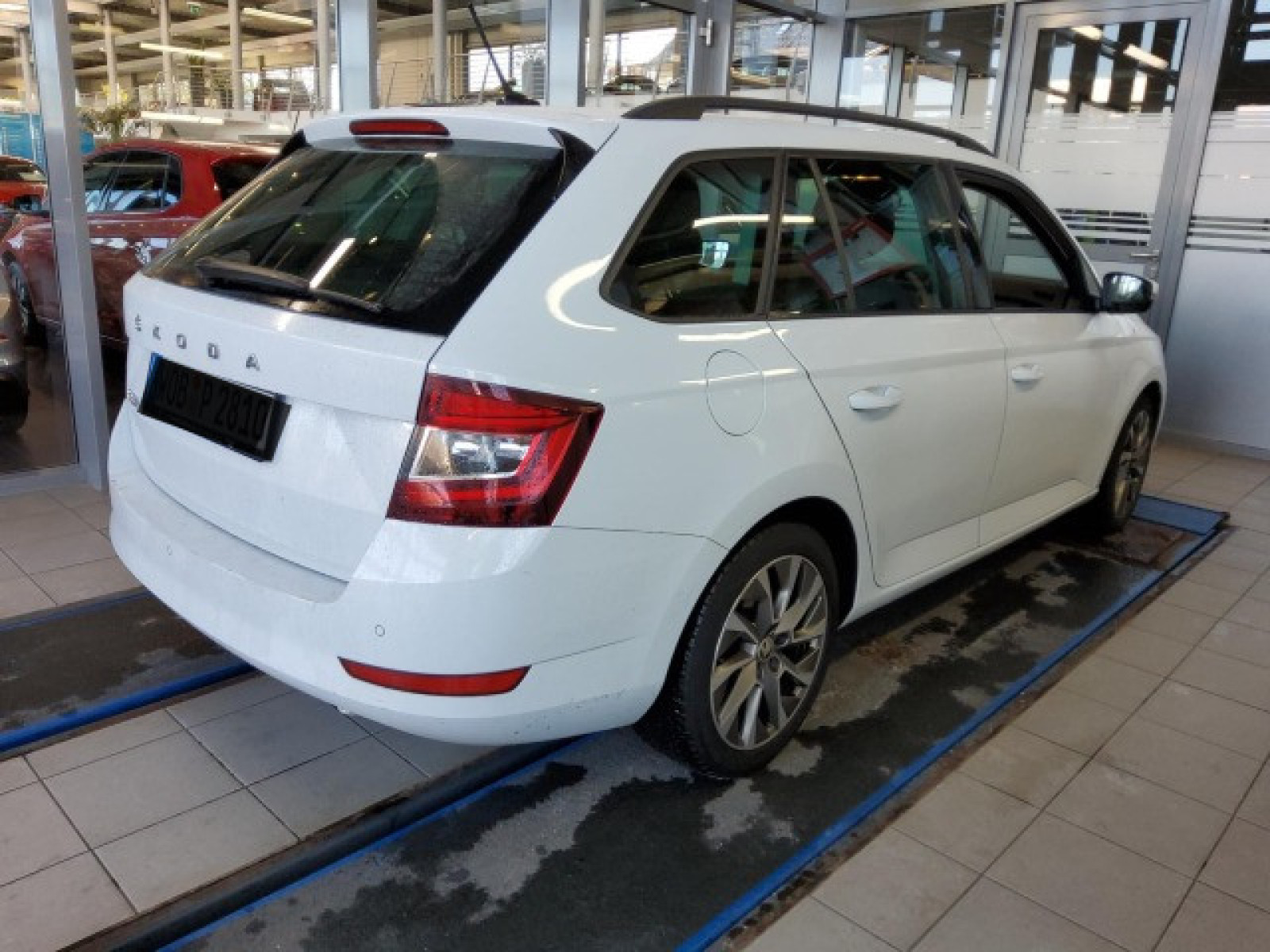 diagonalansicht-hinten-aussen