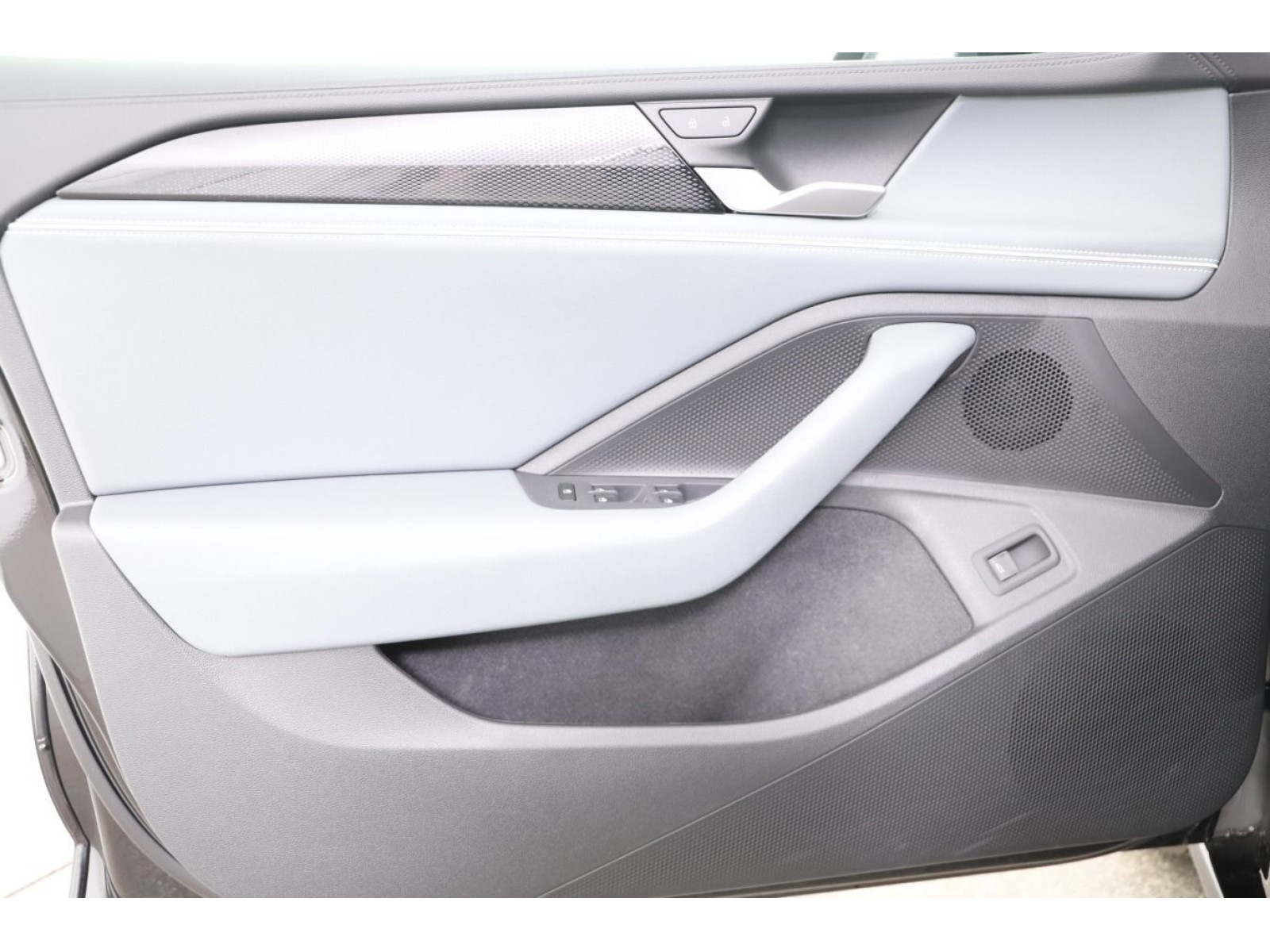 Volkswagen - Passat Variant_15