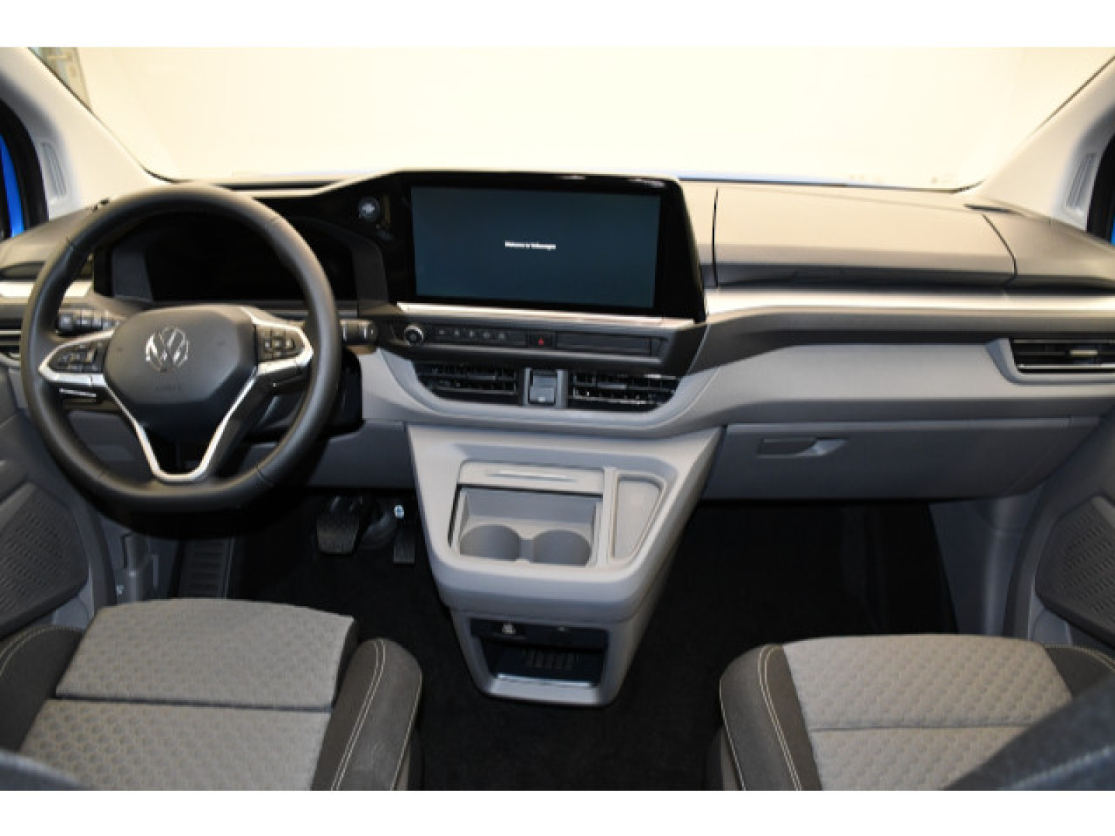 Volkswagen - T7 Caravelle_6
