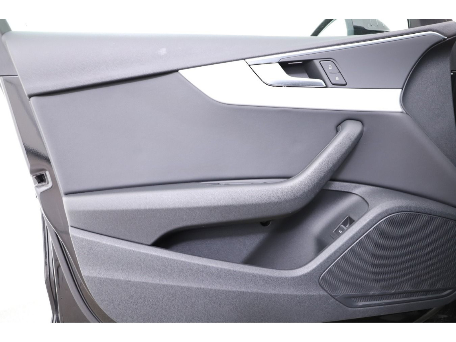 Audi - A4 Limousine_15