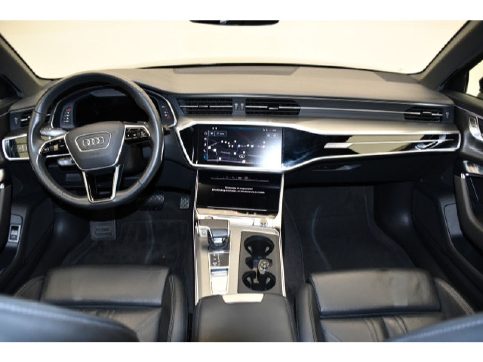 Audi - A6_5