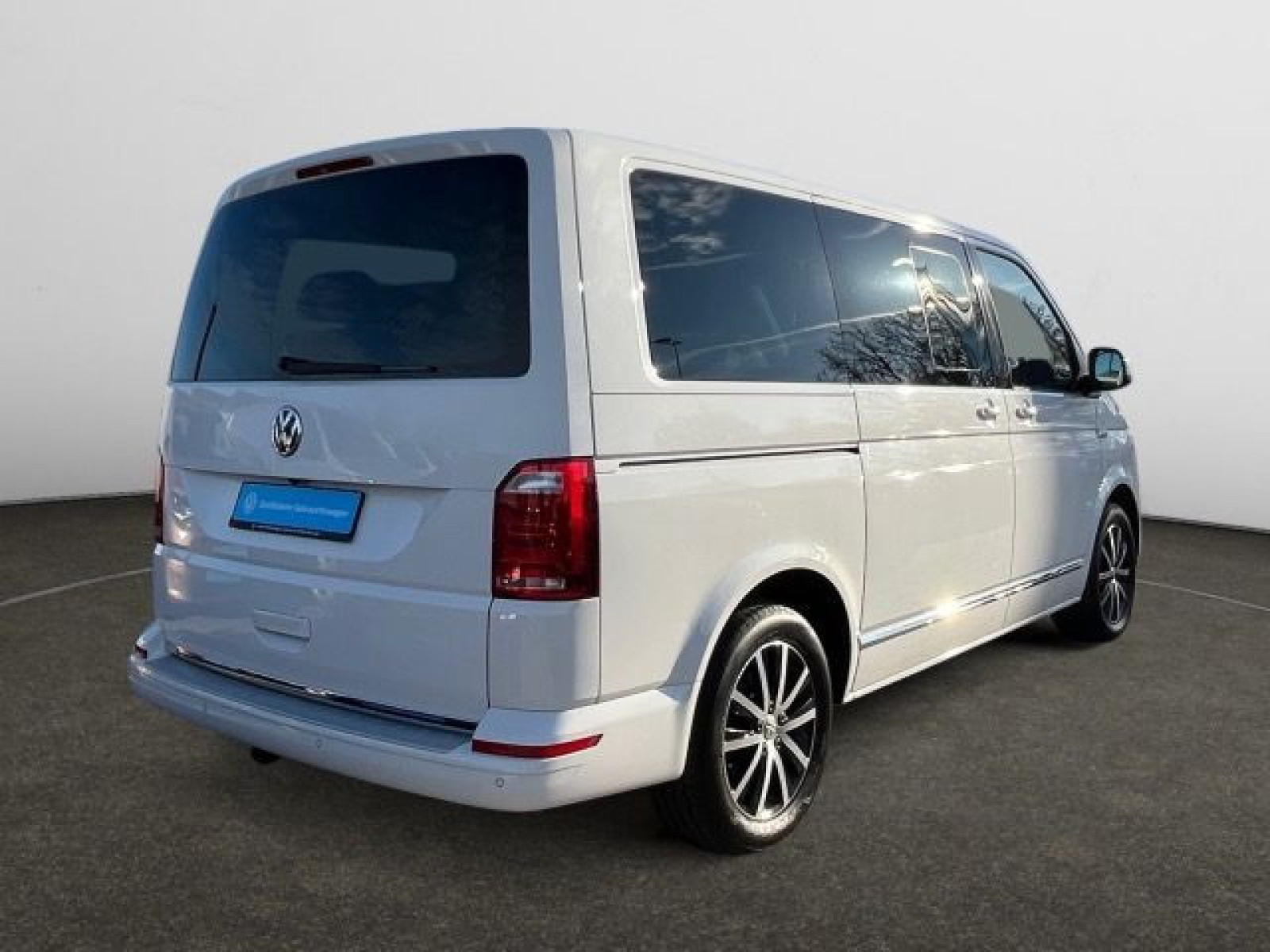 diagonalansicht-hinten-aussen