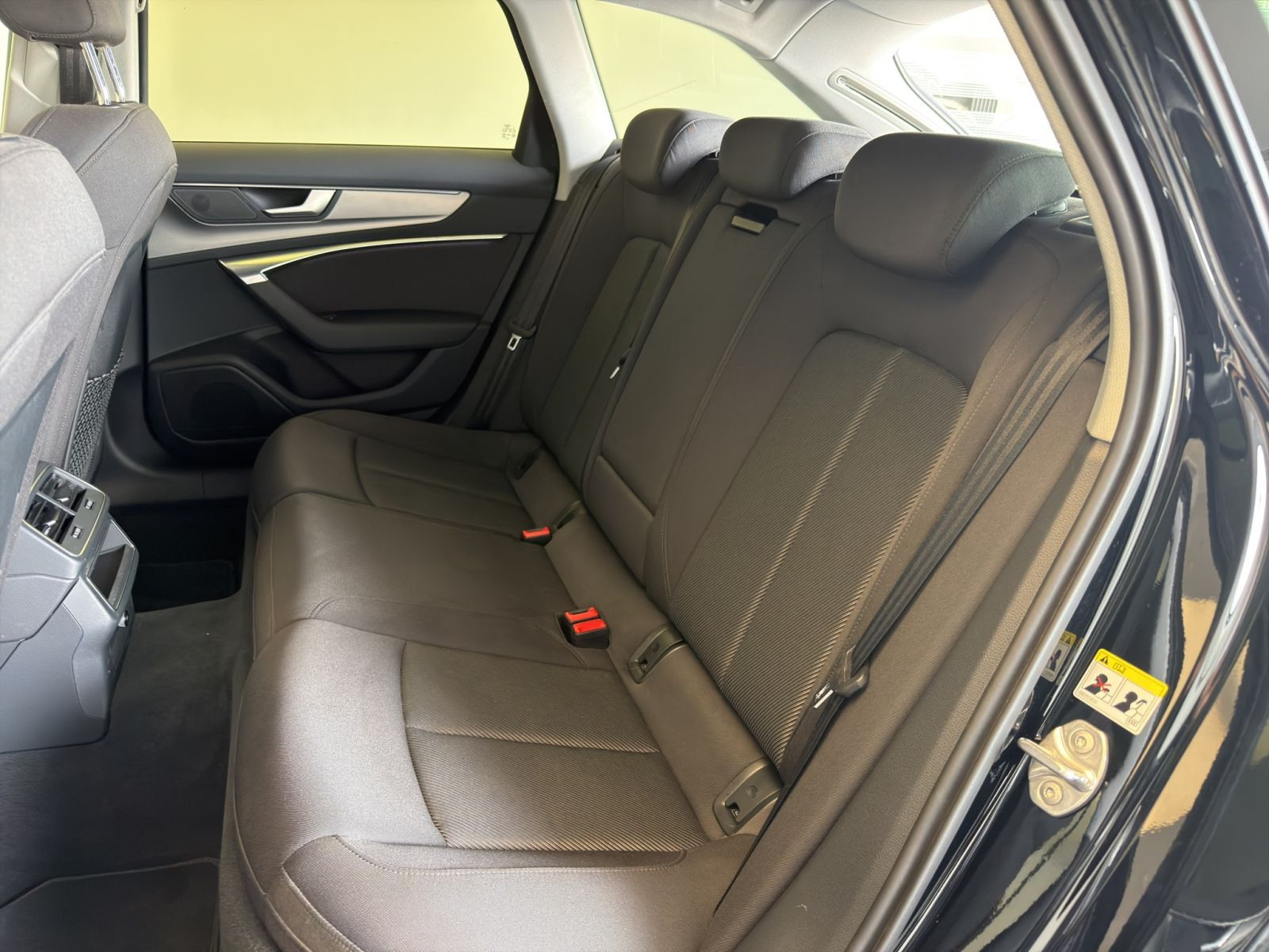 Audi - A6 Avant_16