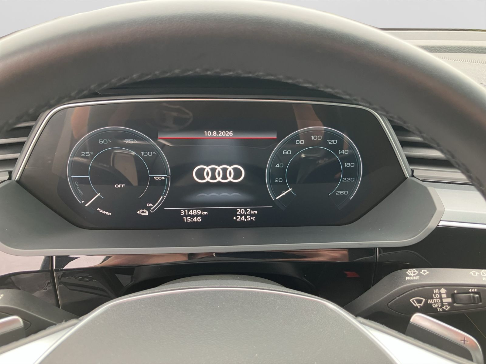 Audi - e-tron_12