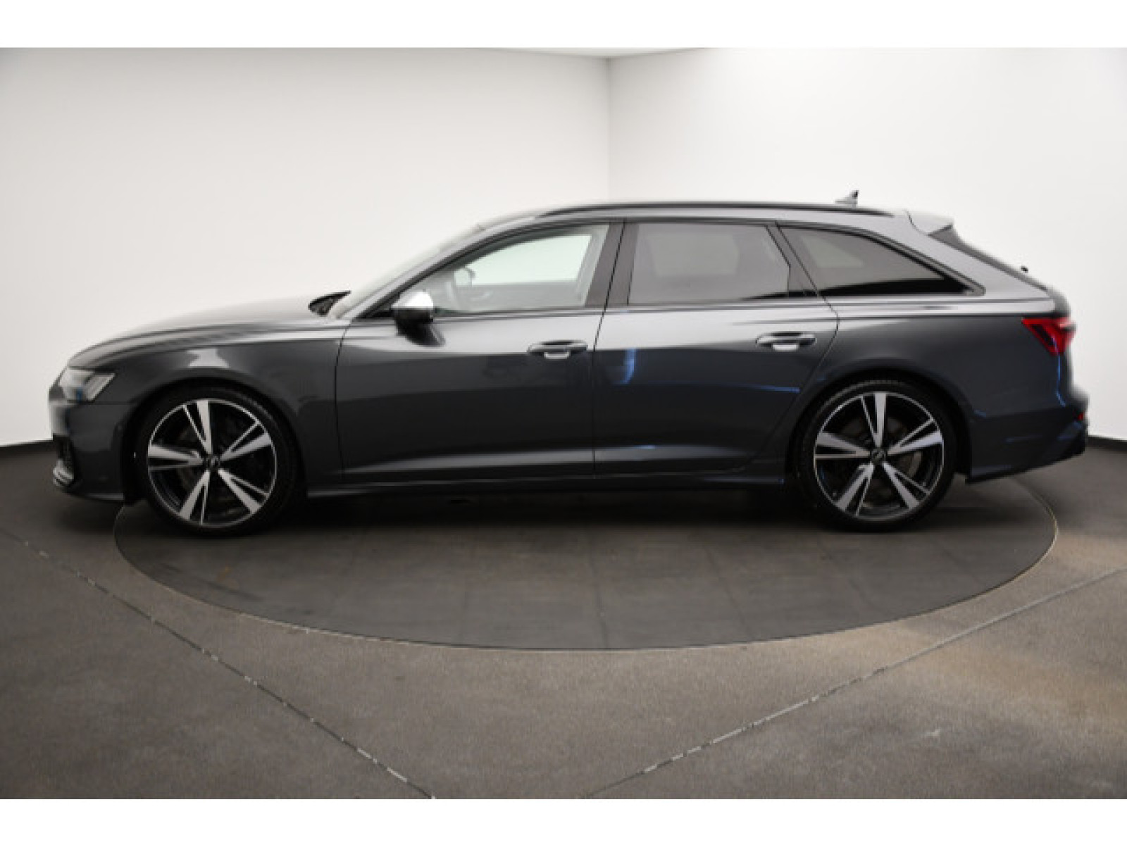 Audi - S6 Avant_17