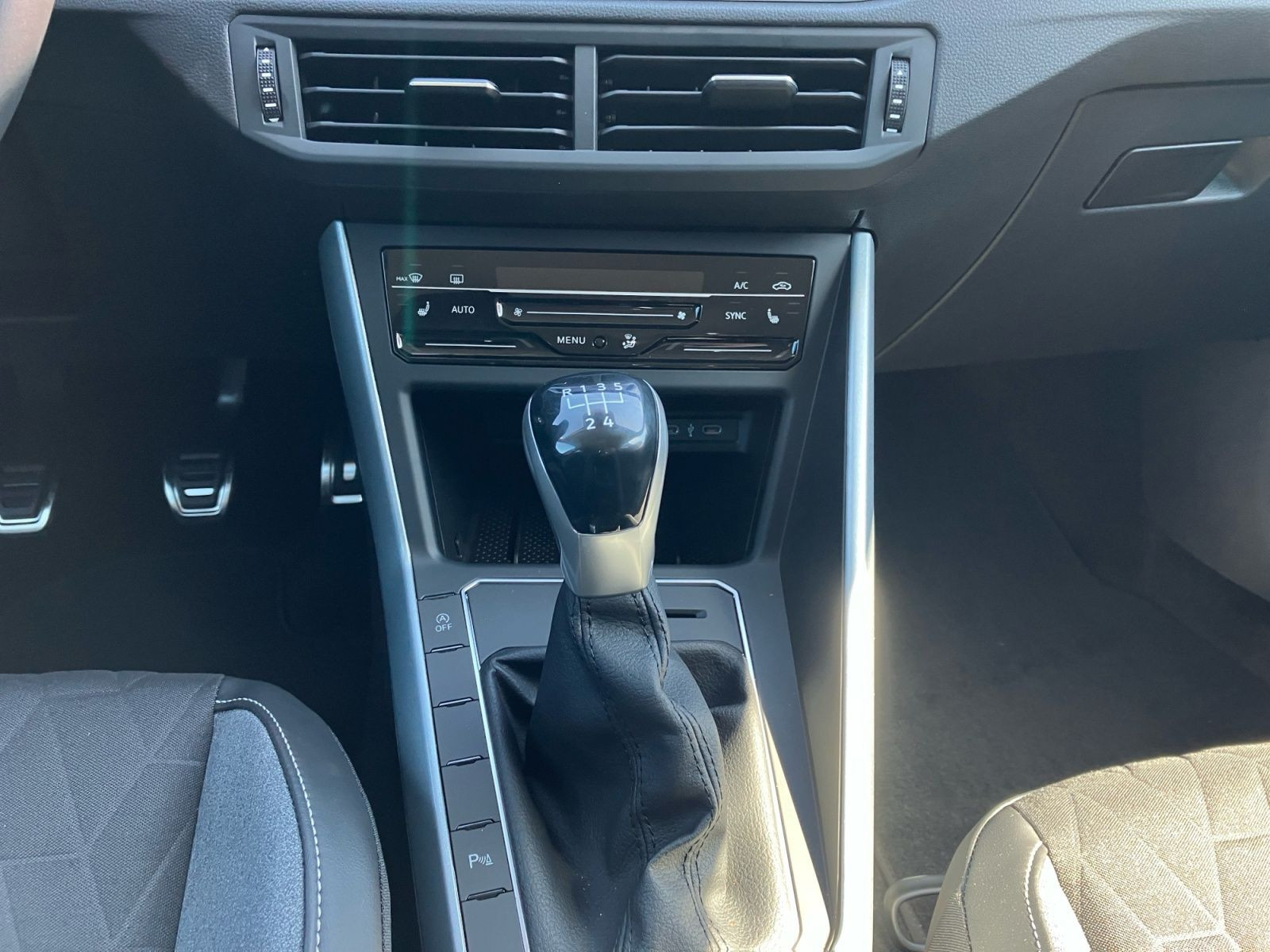 Fahrzeugbild_11