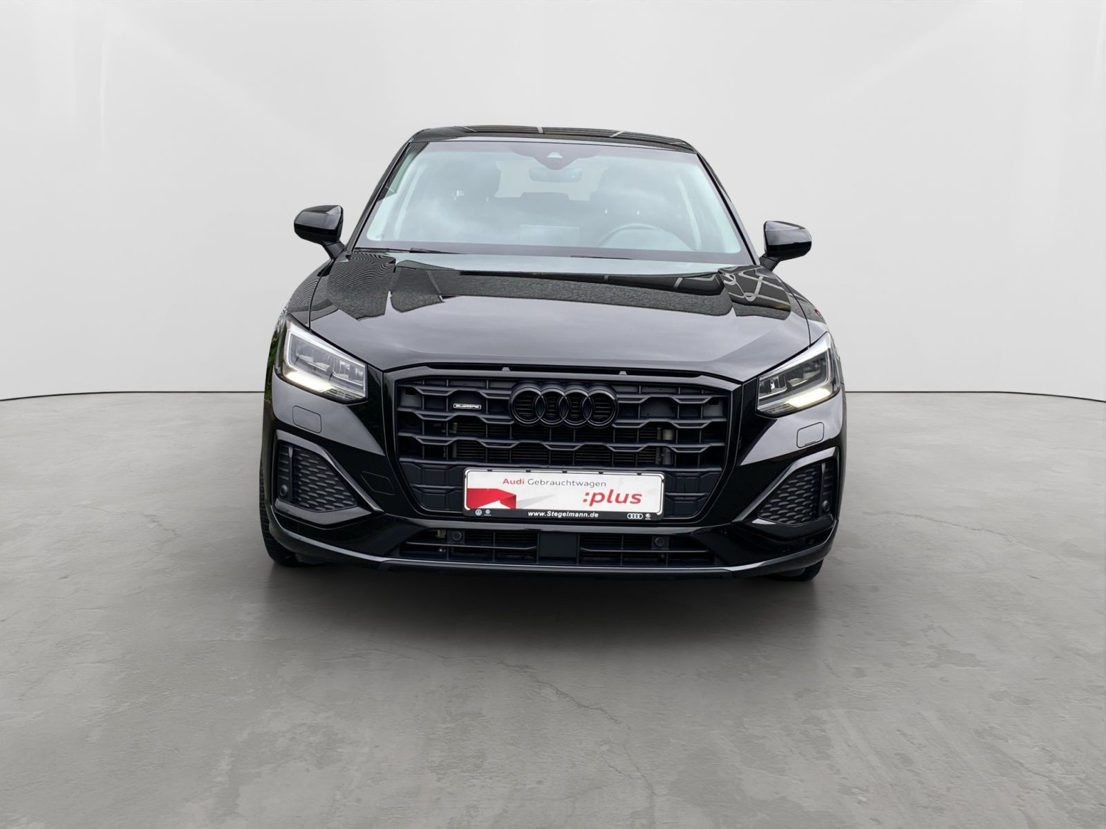 Audi - Q2_9