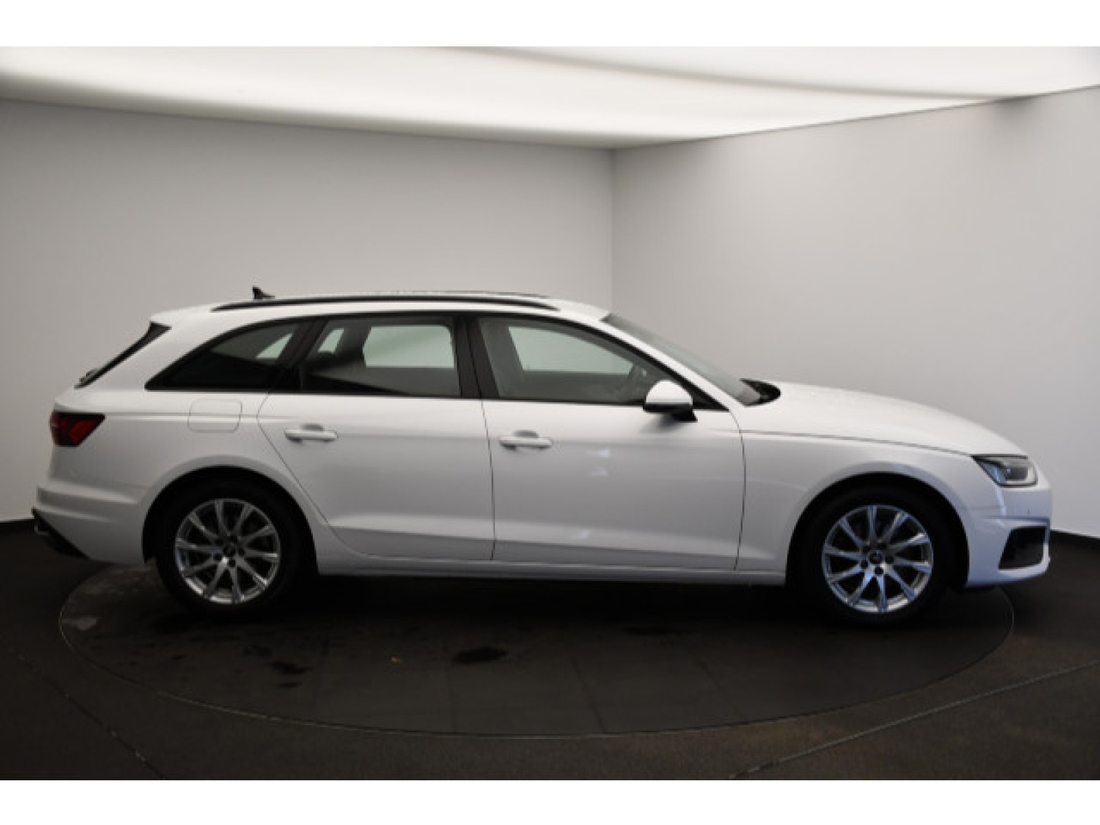 Audi - A4 Avant_15