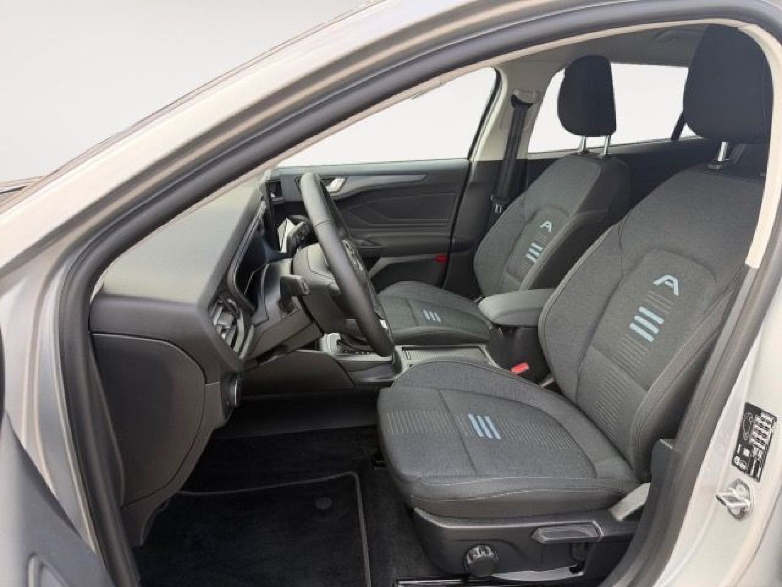Ford - Focus_10