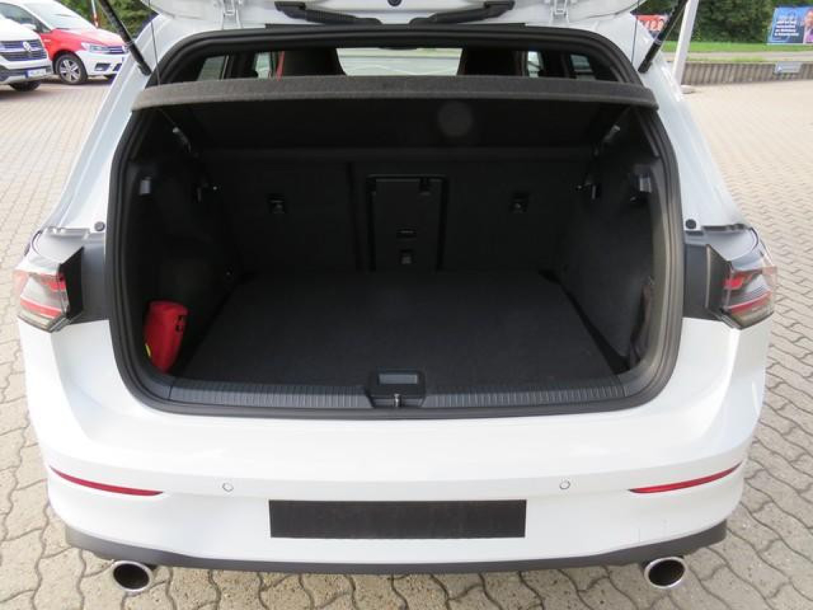 Volkswagen - Golf GTI_14