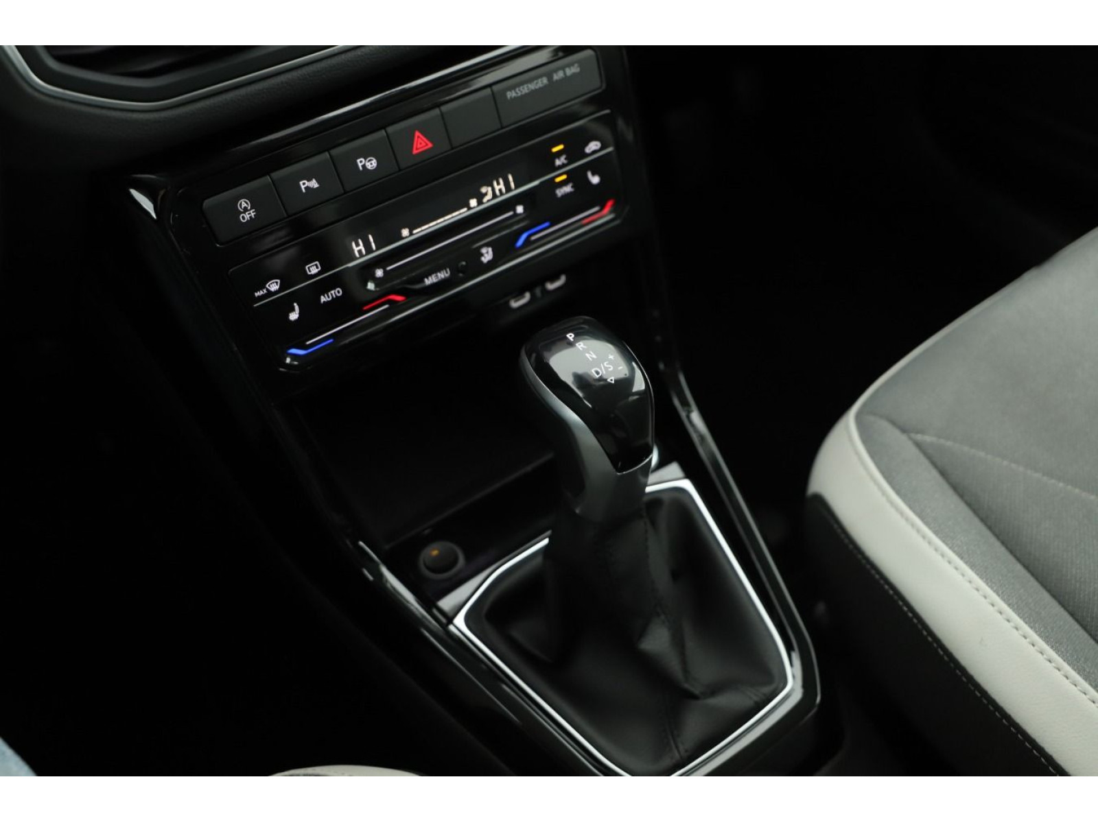 Volkswagen - T-Cross_14