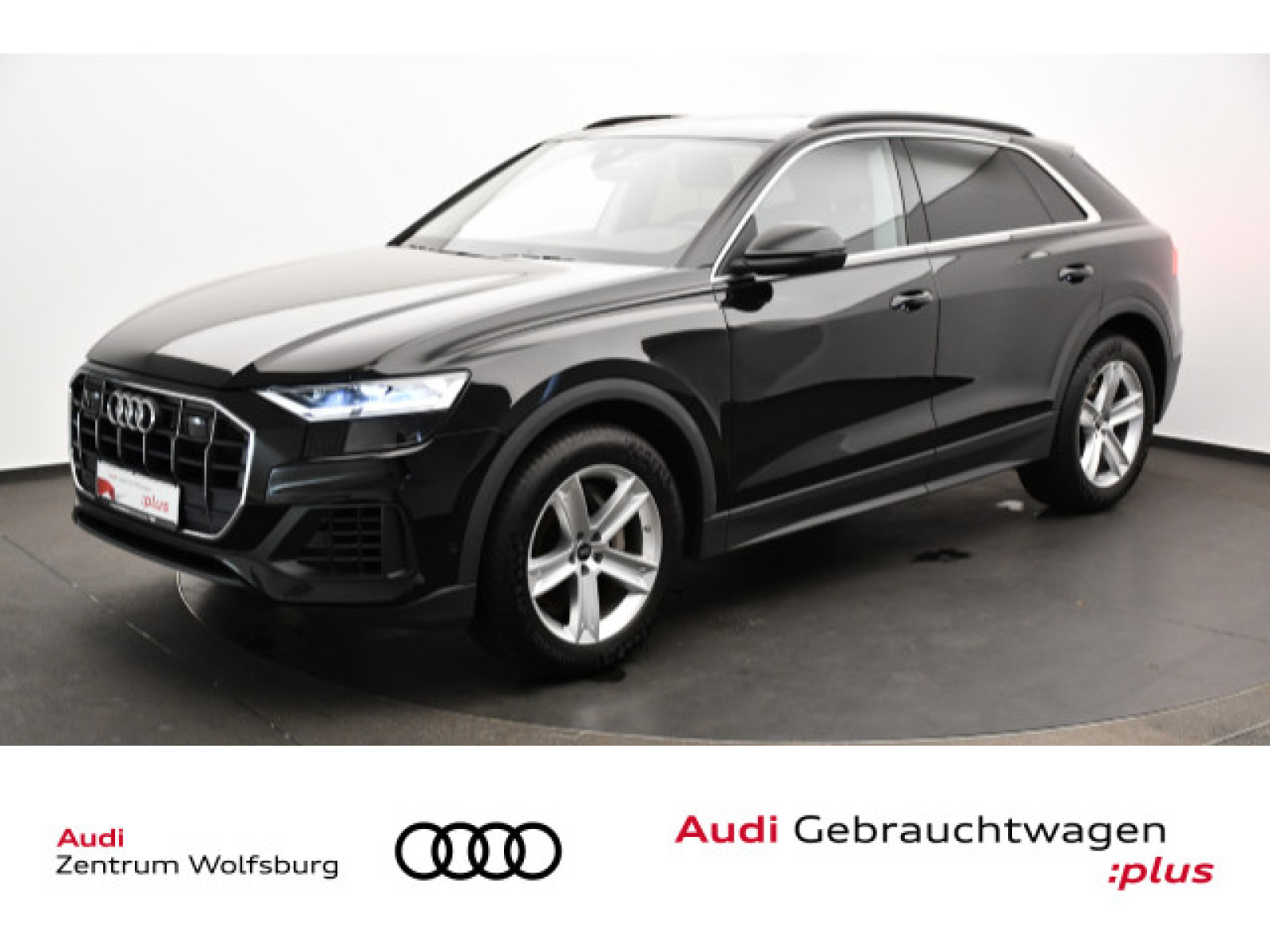 Audi - Q8_1
