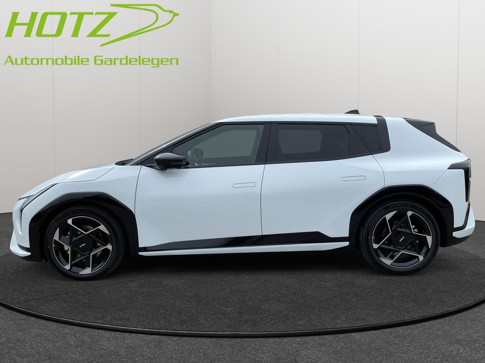 Kia - EV4_3