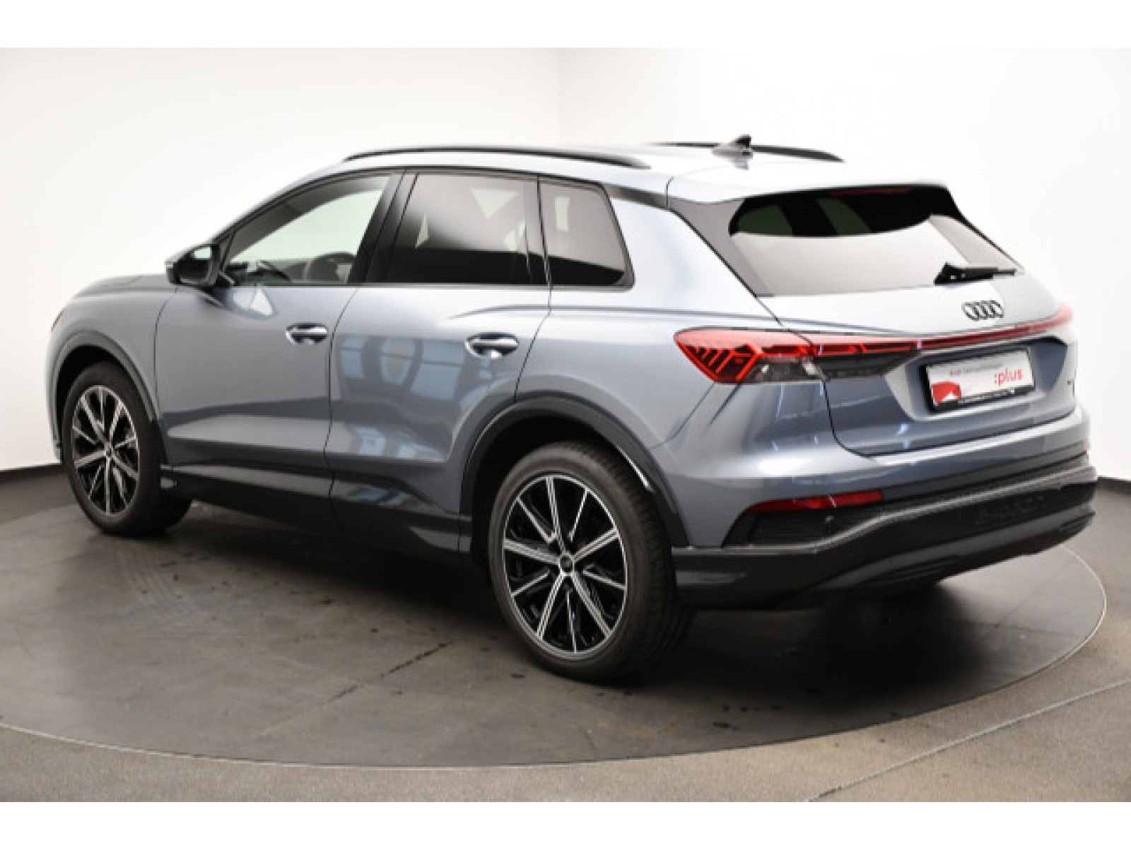 Audi - Q4 e-tron_17