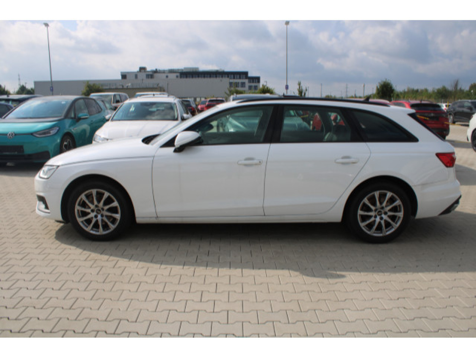 Audi - A4 Avant_8