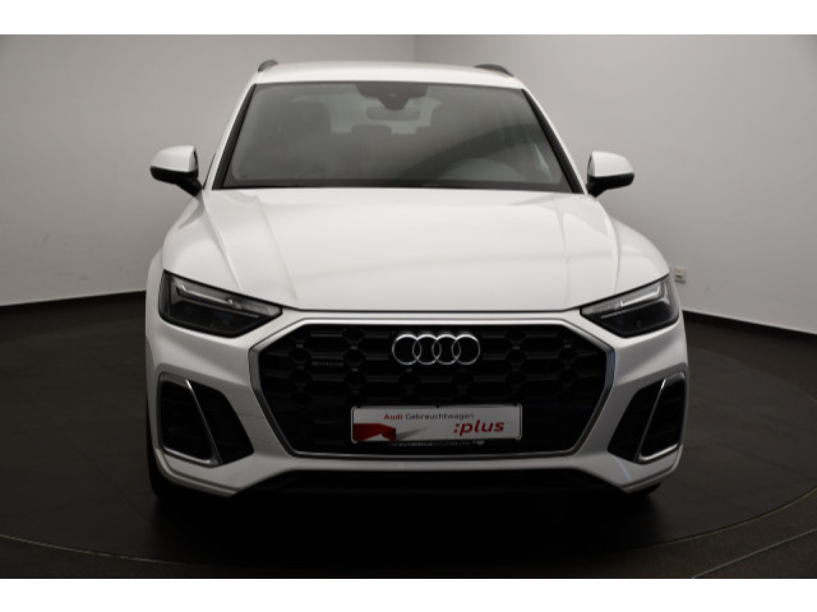 Audi - Q5_17