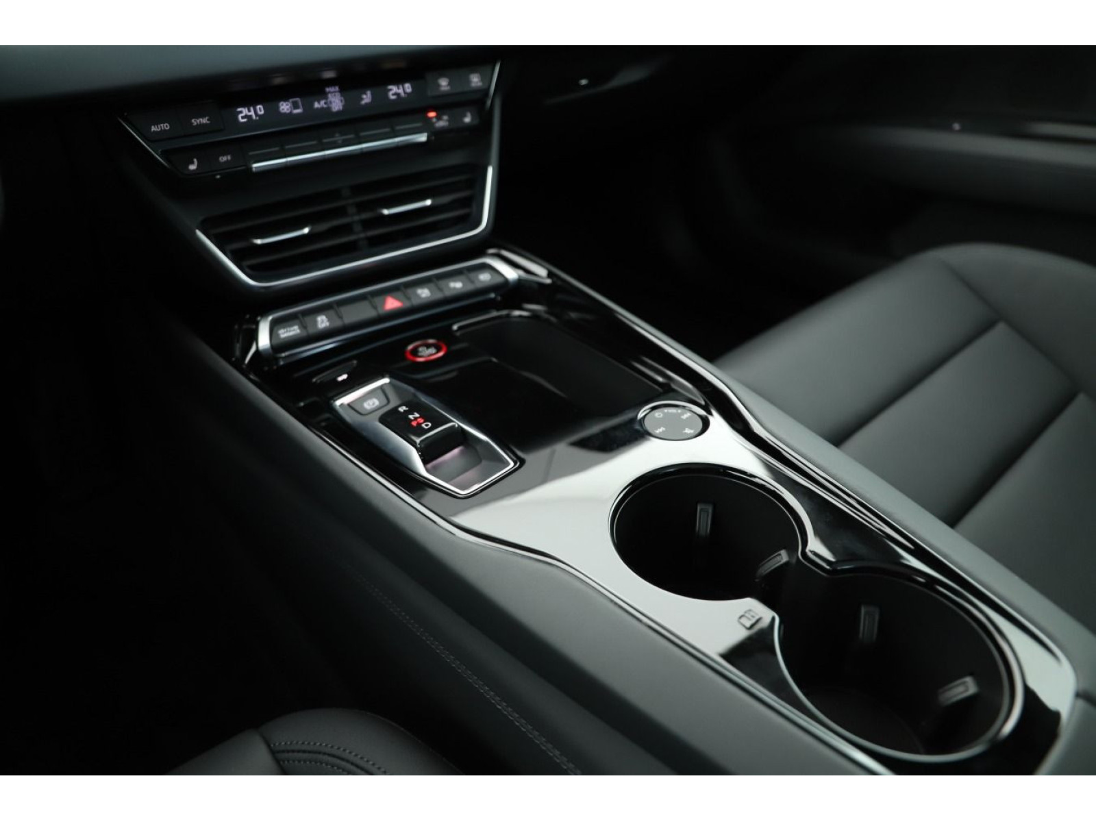 Audi - e-tron GT quattro_14