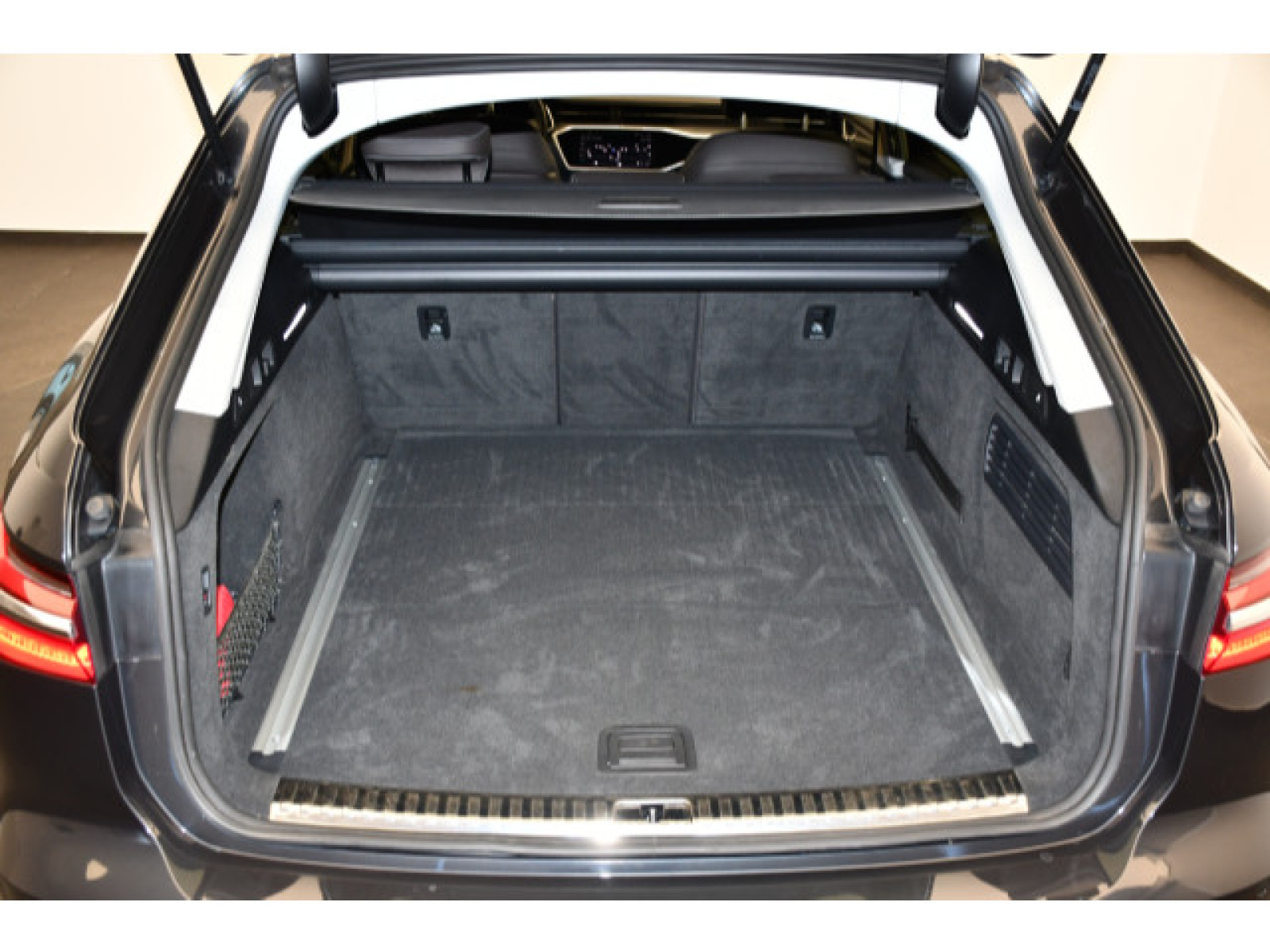 Audi - A6 allroad quattro_10