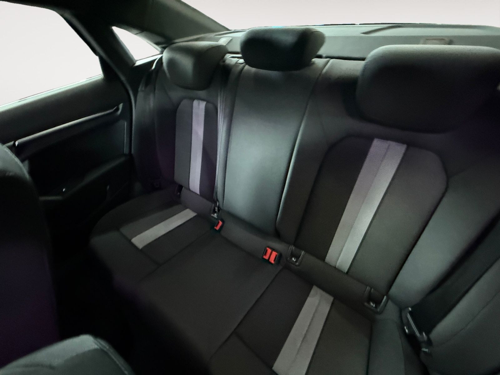 Audi - A3 Limousine_15
