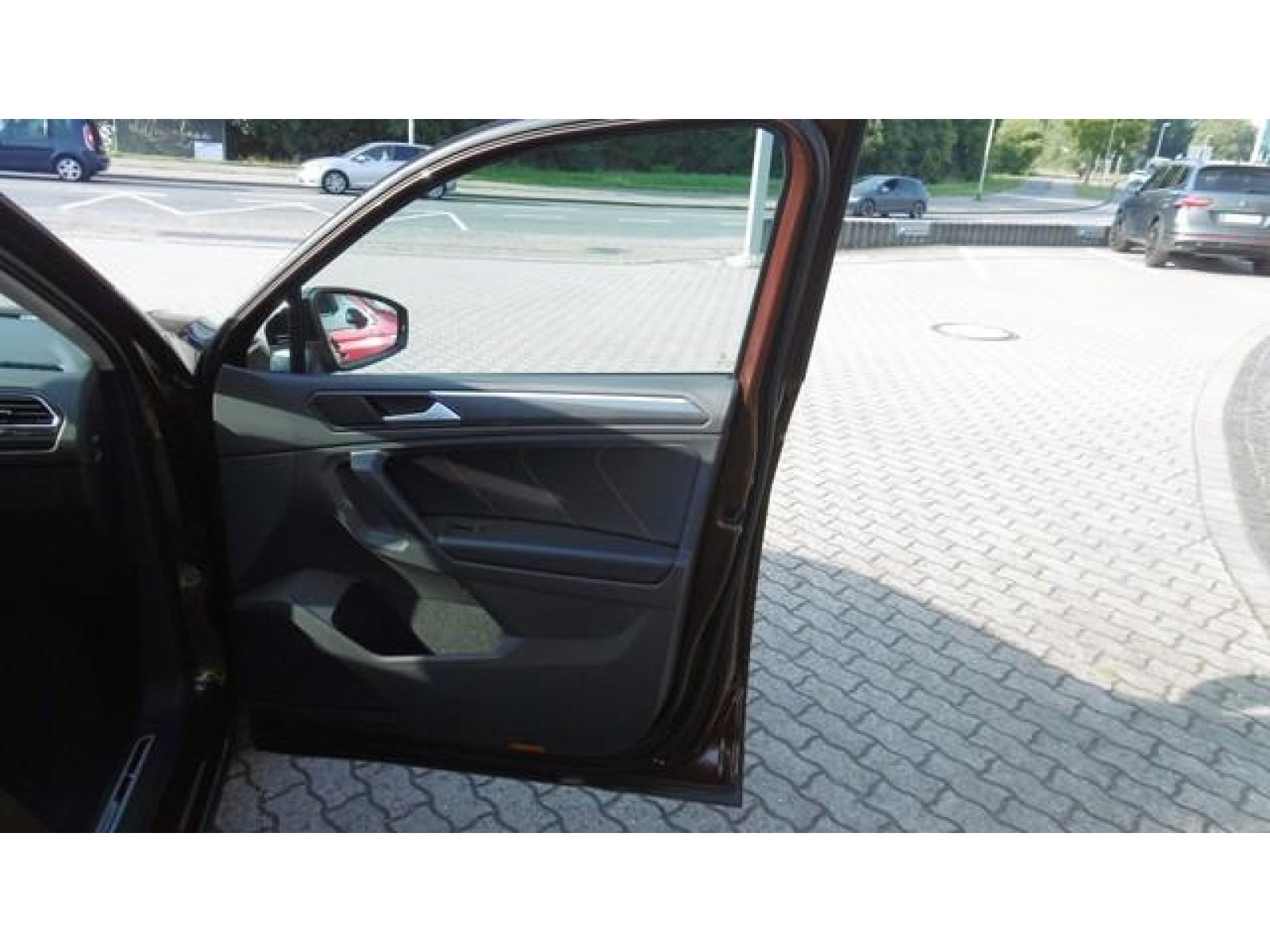 Volkswagen - Tiguan_17