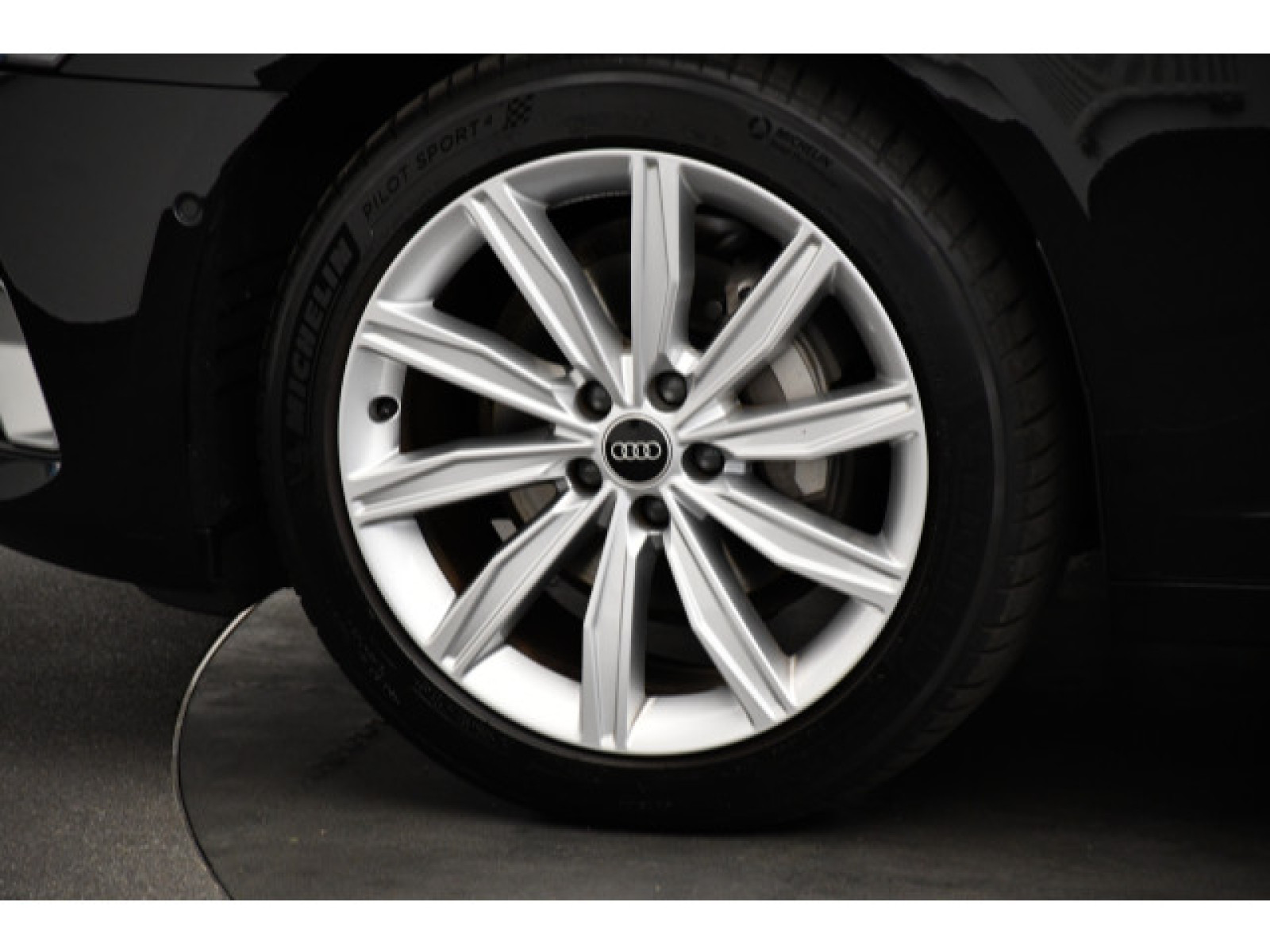 Audi - A6_14