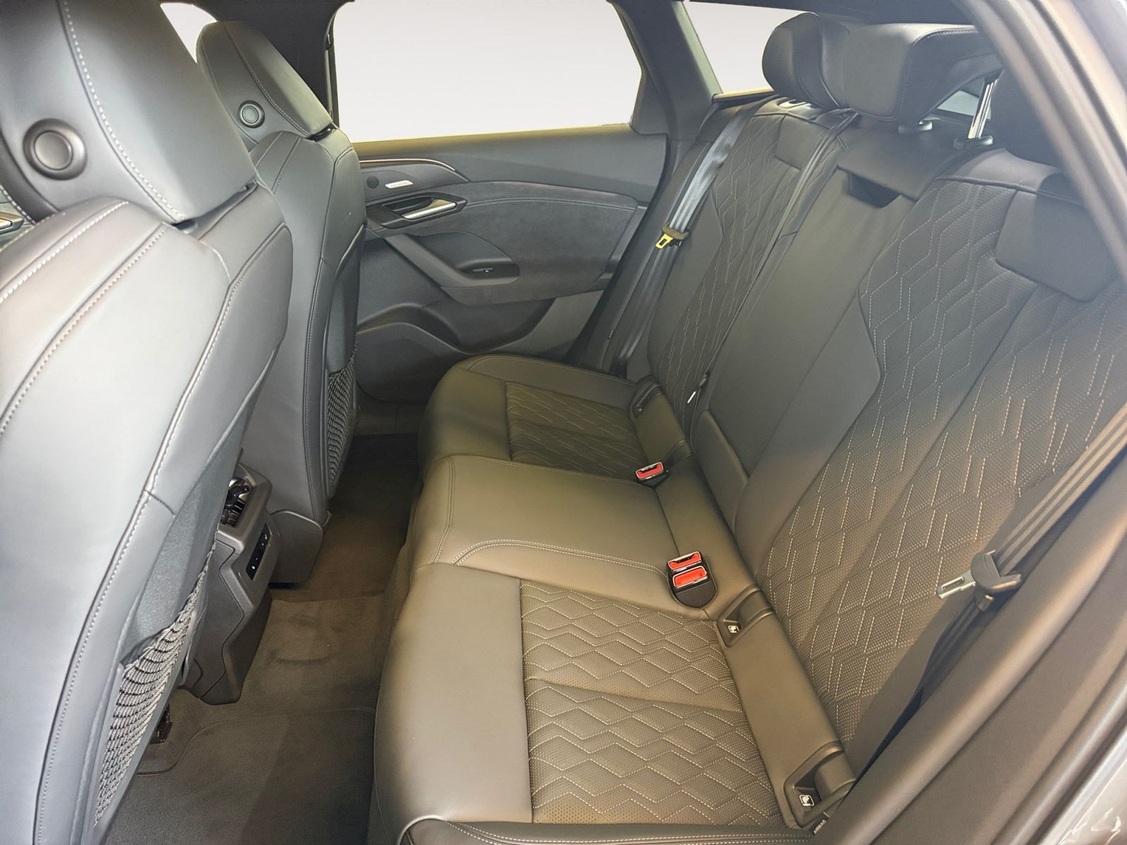Audi - A6 Avant_14