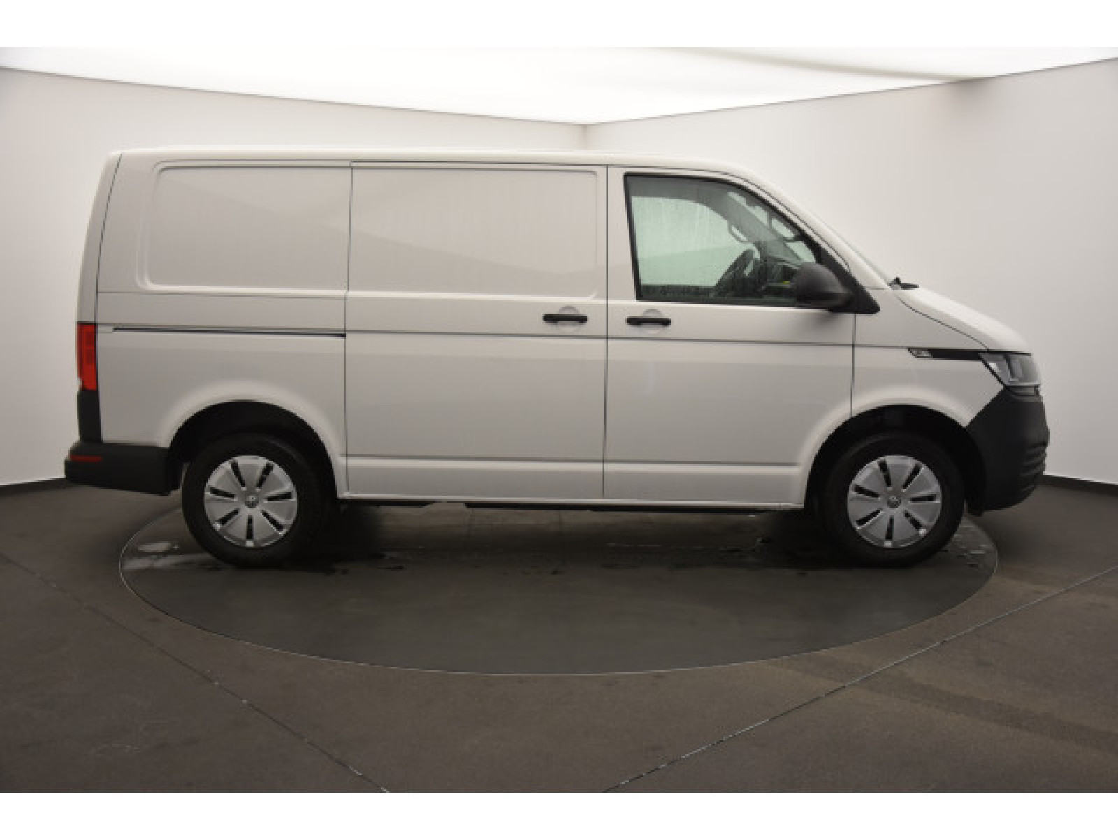 Volkswagen - T6.1 Transporter_16
