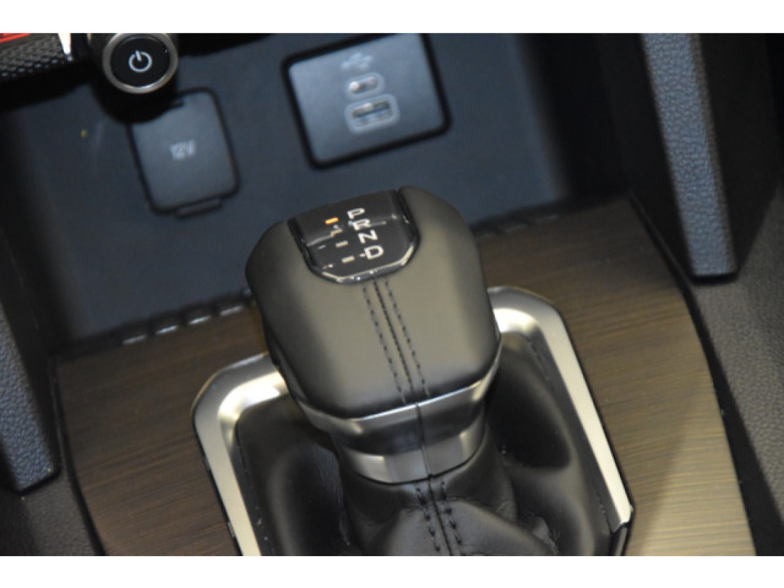 Volkswagen - Amarok_6