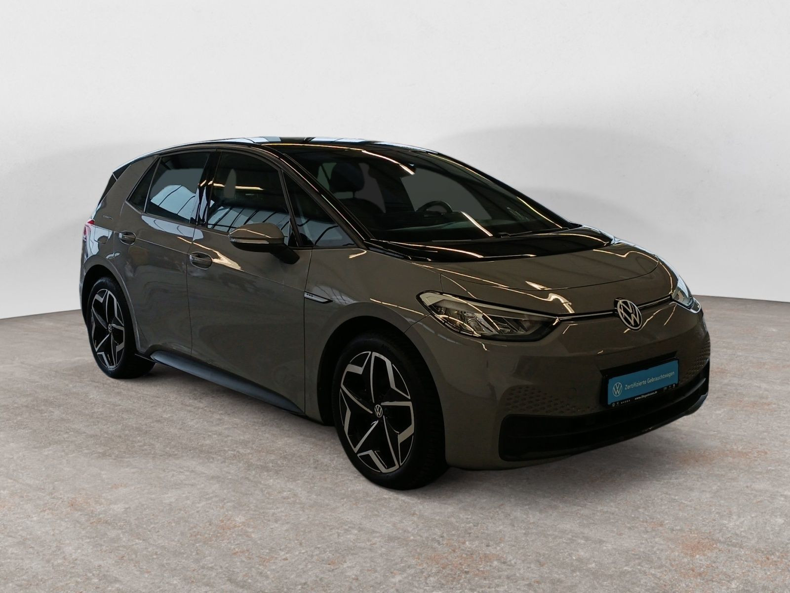 diagonal-frontansicht-aussen