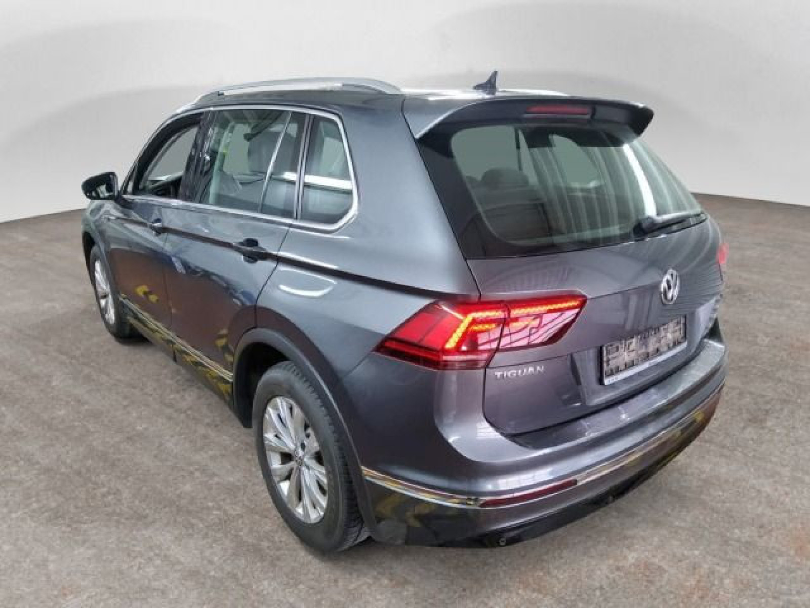 diagonalansicht-hinten-aussen