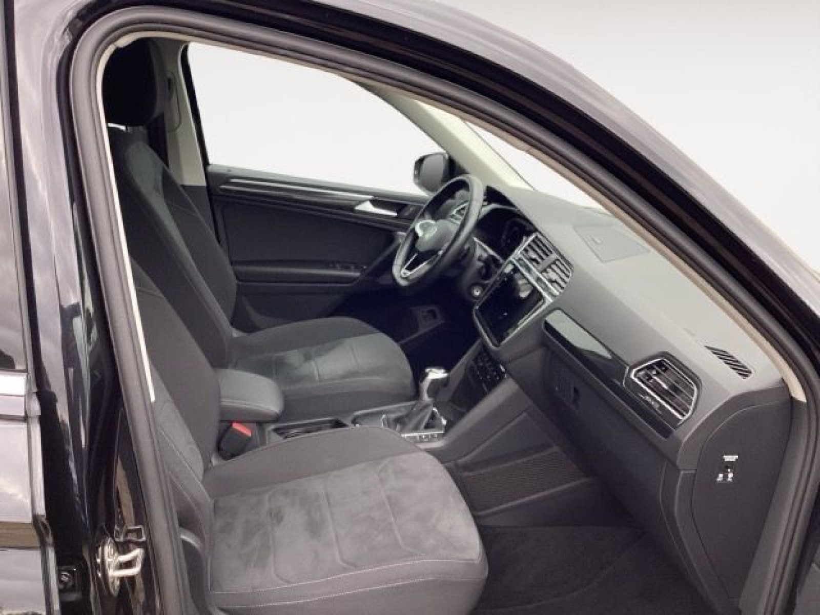 Volkswagen - Tiguan_15