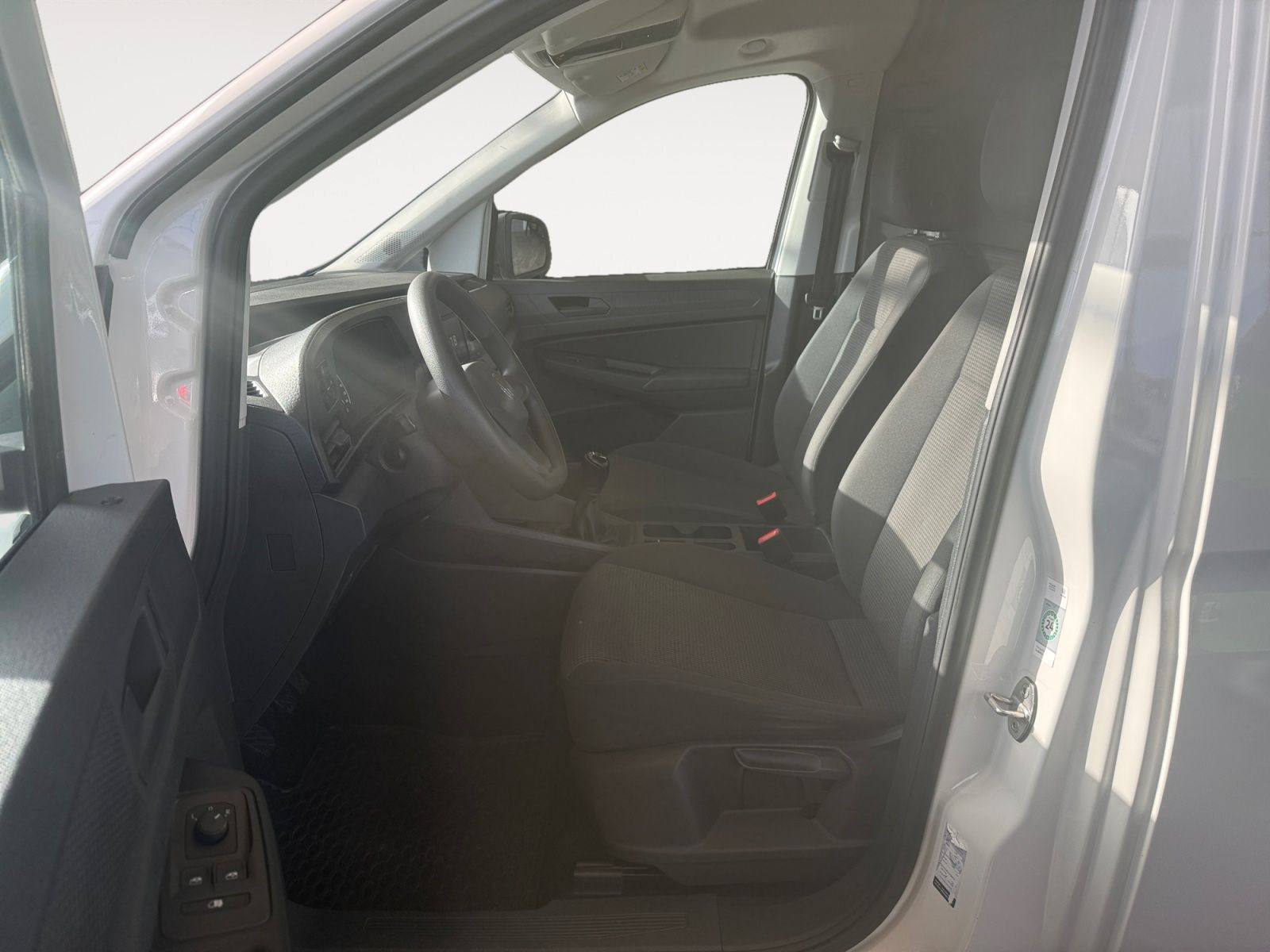 Volkswagen - Caddy_10