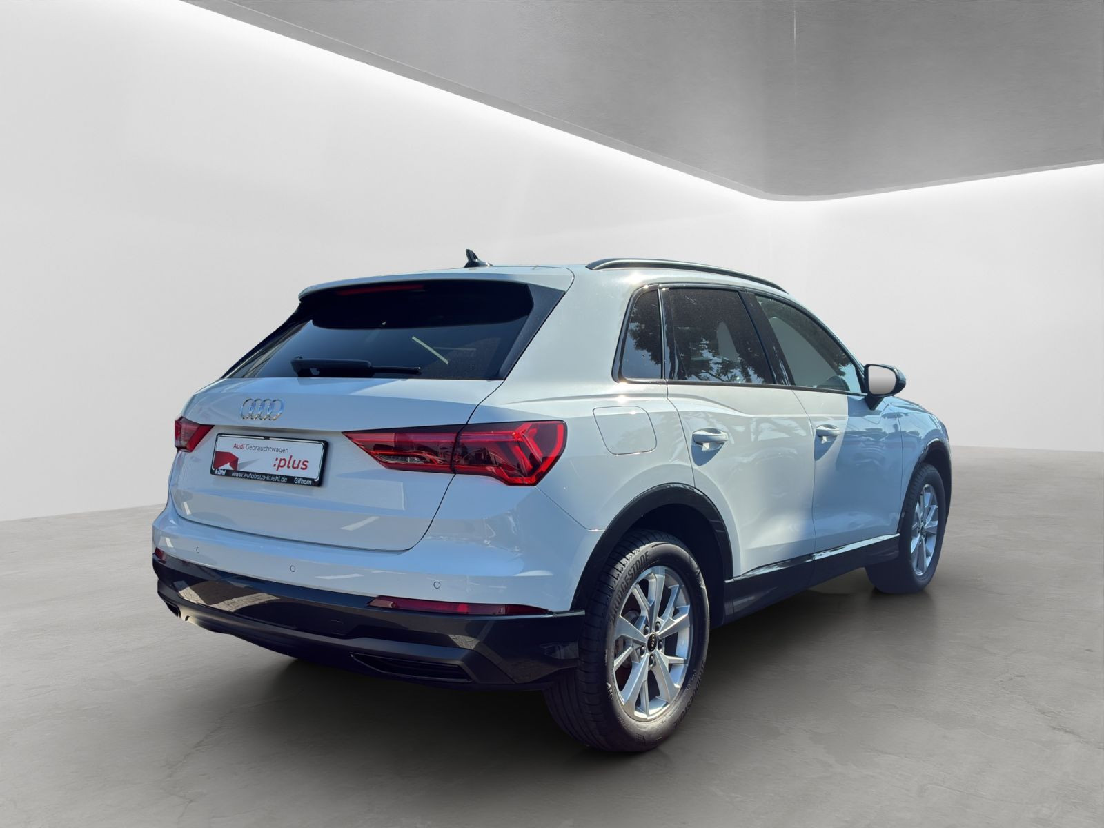 Audi - Q3_7