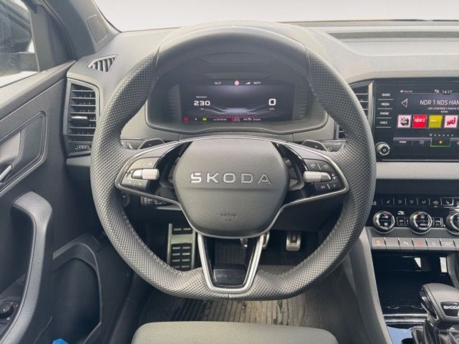 Škoda - Karoq_12