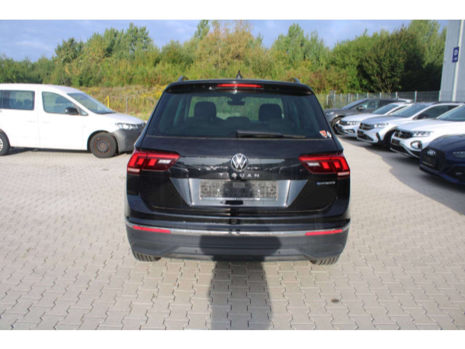 Volkswagen - Tiguan_11