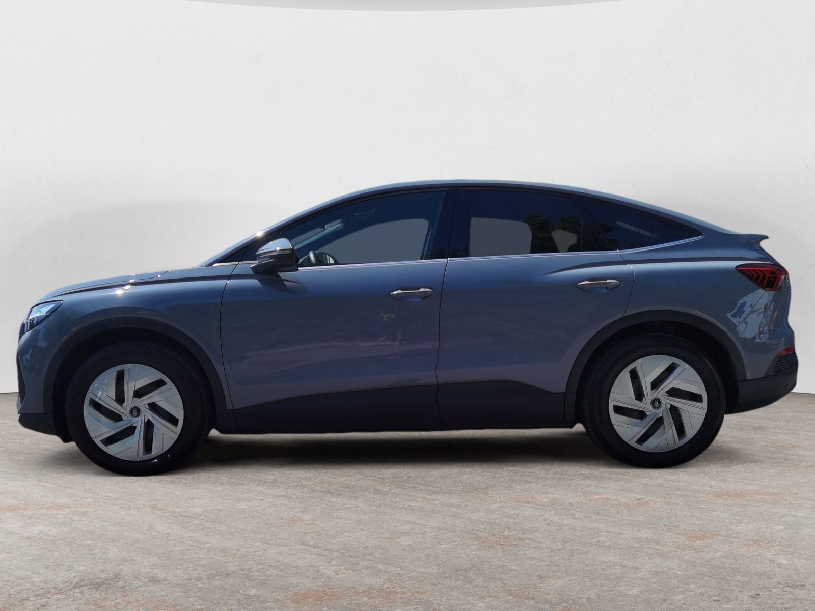 Audi - Q4 e-tron_4